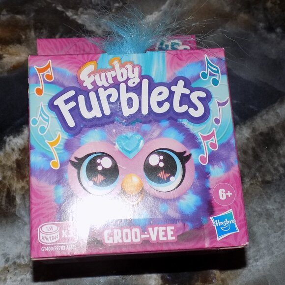 Furby: Furblets “Groo-Vee” Electronic Plush Toy NEW - Picture 1 of 3